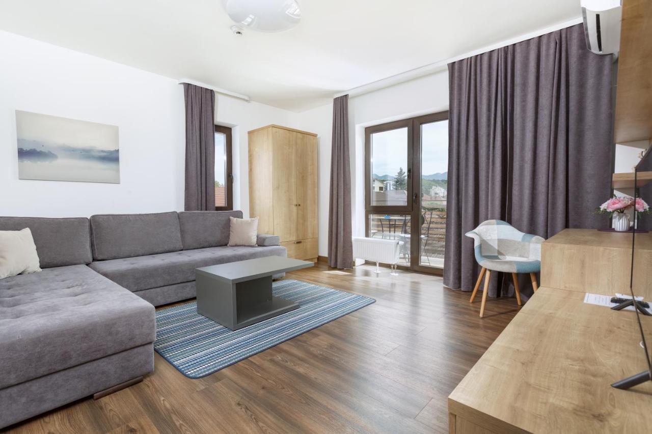 Afin Apartments Brasov Luaran gambar